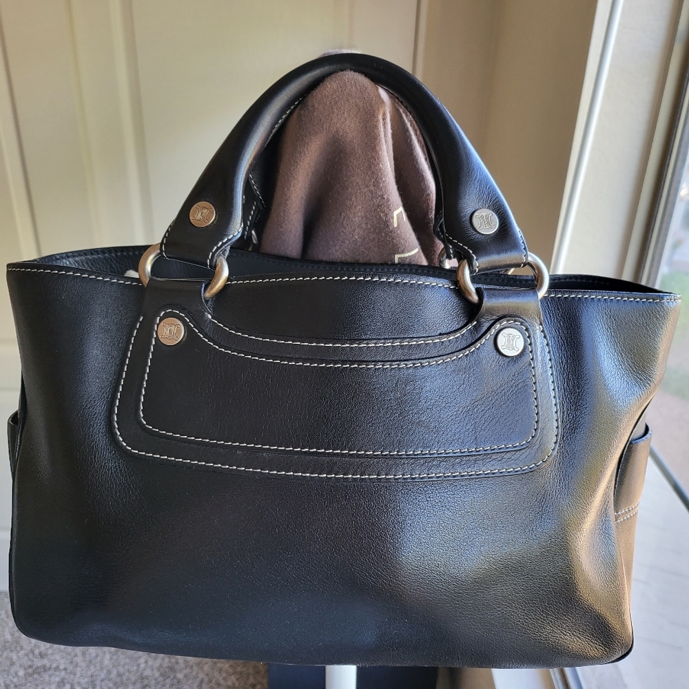 100% authentic guaranteed CELINE handbag black calf leather